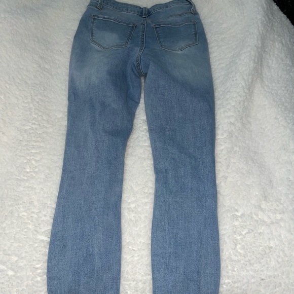 Vanilla Star Ripped Jeans - Picture 5 of 5